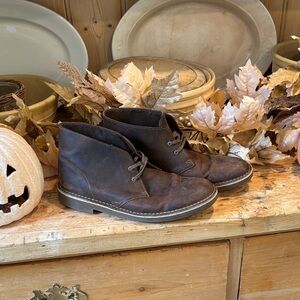 Clark’s Brown Genuine Leather Chukka Desert Boots Men’s Size 10